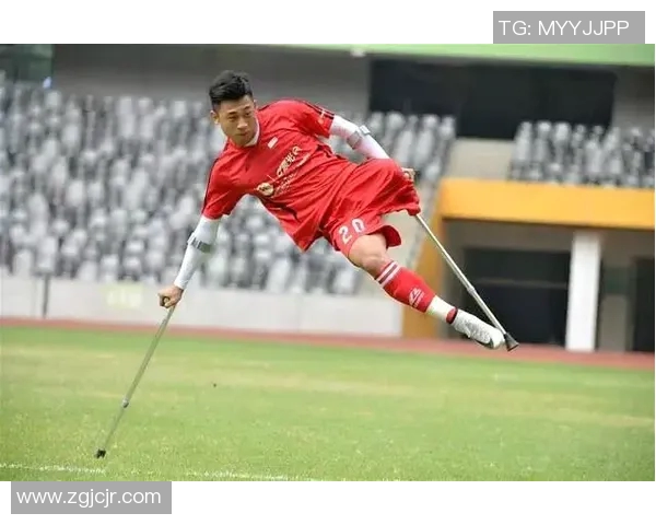 少林足球星爷四眼绝技踢球展现神奇武功与足球奇才完美结合